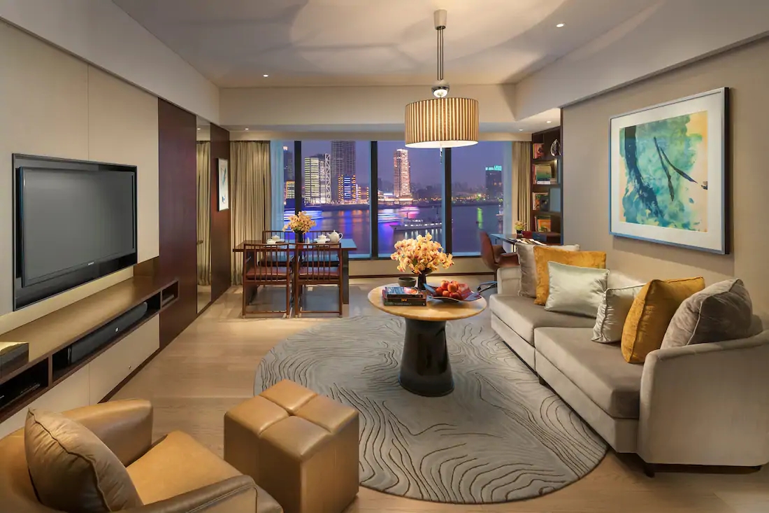 shanghai-apartment-2bed-harbour-view-living-room.webp.jpg